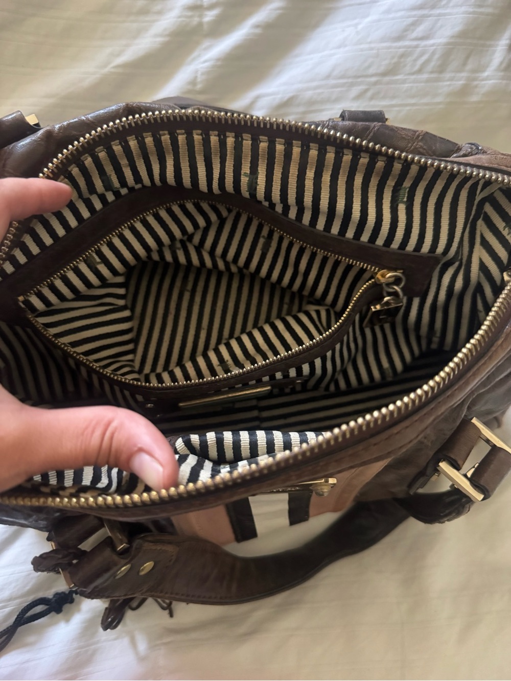 L.A.M.B. Dark Brown Leather Stripe Satchel with Contrast Center Panels. Rare.Y2K - Picture 8 of 11